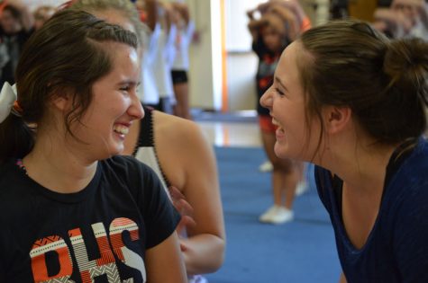 Senior overcomes cheer injury, returns to passion