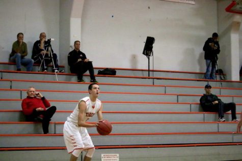 Prospective varsity basketball players join cross country